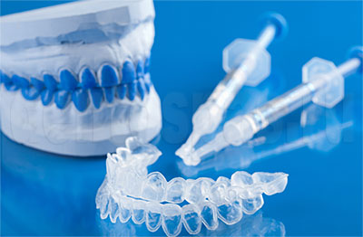 Комплект для отбеливания зубов в домашних условиях